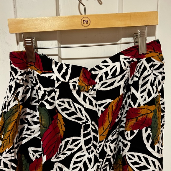 Cute Kathie Lee palazzo shorts, size 16 EUC. - Picture 5 of 8